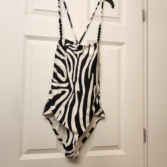 Milonga Zebra Over The Shoulder One Piece Swimsuit - Picture 3 of 11